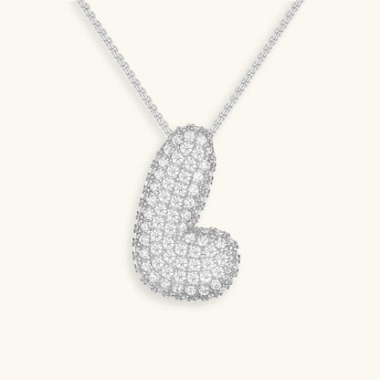 Collier Esme - Initiale en forme de bulle avec diamant — conçu pour inspirer votre style de vie.