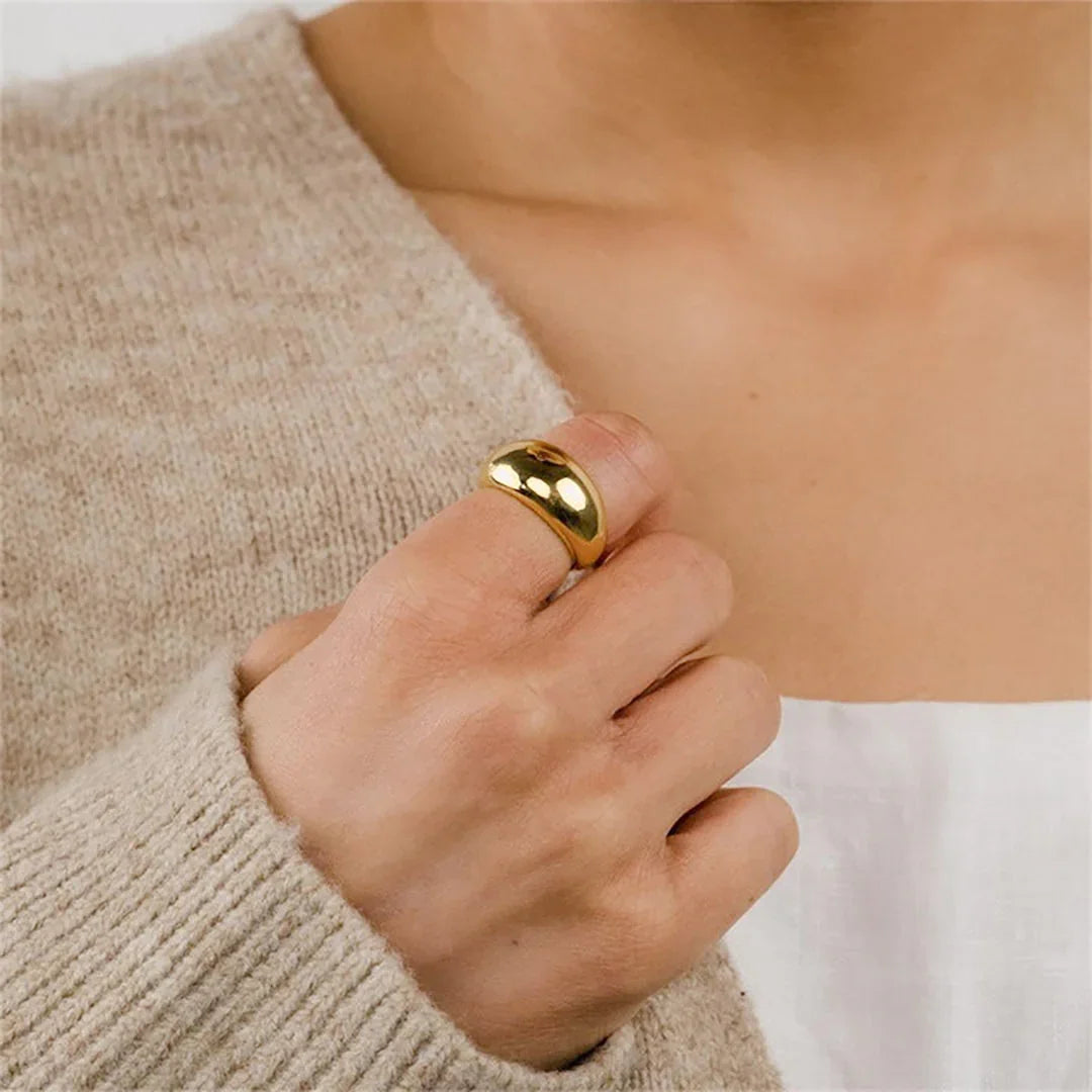 Hilda - Round Ring — crafted for everyday quality.