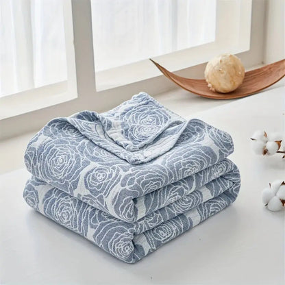 Plaid en coton rose doux pour une décoration intérieure chaleureuse et confortable