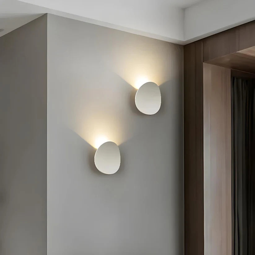 Curved Metal Disc LED Wall Lamp | Modern Indoor Lighting Fixture
