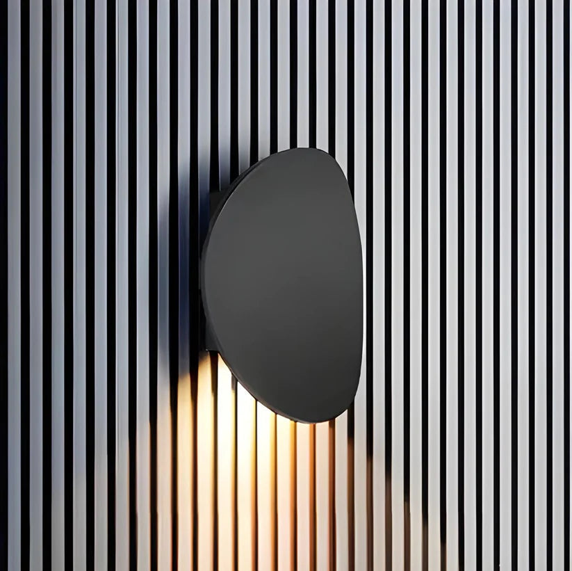 Curved Metal Disc LED Wall Lamp | Modern Indoor Lighting Fixture