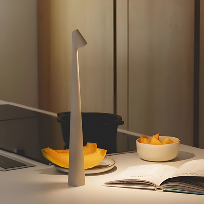 Lampe de table minimaliste scandinave pour une décoration intérieure moderne