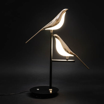 Lampe de table LED élégante en forme d'oiseau doré pour la décoration et l'éclairage de la maison