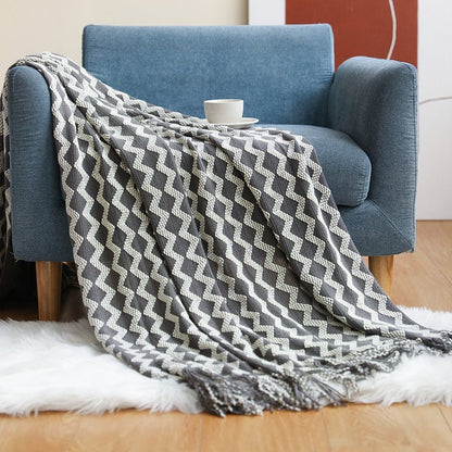 Cozy Weighted Knitted Throw Blanket for Sofa or Bed - Soft & Textured