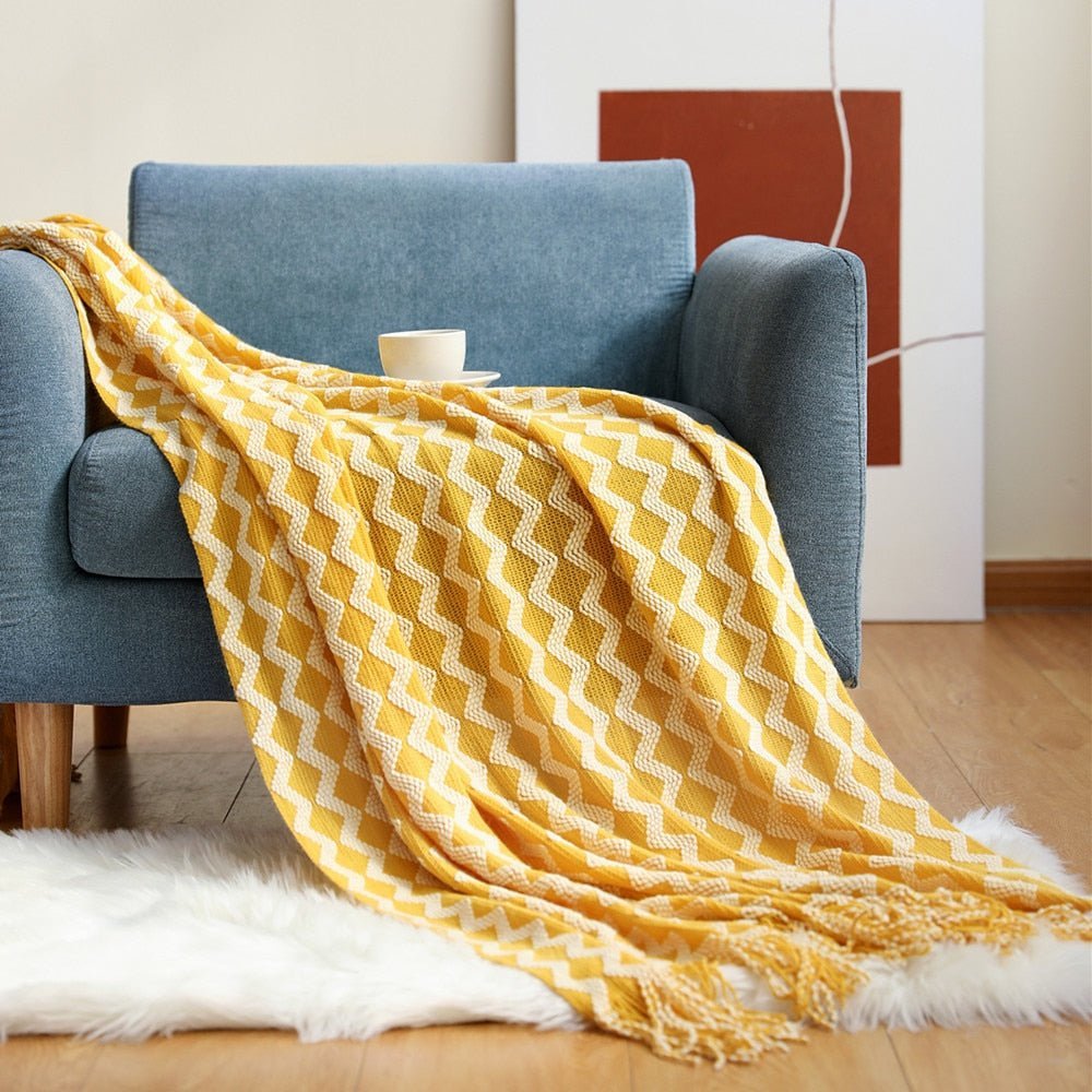 Cozy Weighted Knitted Throw Blanket for Sofa or Bed - Soft & Textured