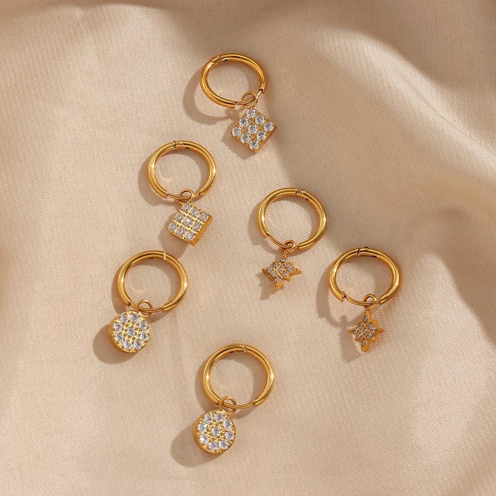 Boucles d'oreilles en or Renee — confectionnées avec soin et souci du détail.