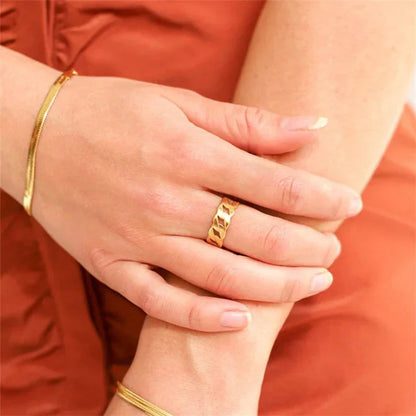 Bague Priscilla - Boucle — conçue pour une qualité au quotidien.