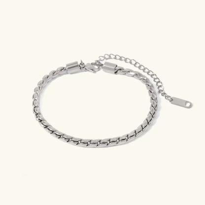 Bracelet Kirsten - Chaîne ronde — parfait pour celles qui privilégient le confort et le design.