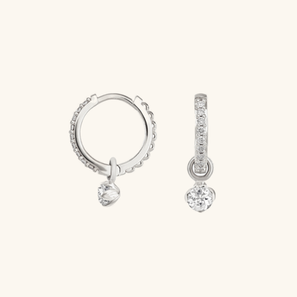 Boucles d'oreilles créoles en diamant Olivia — confectionnées avec soin et souci du détail.