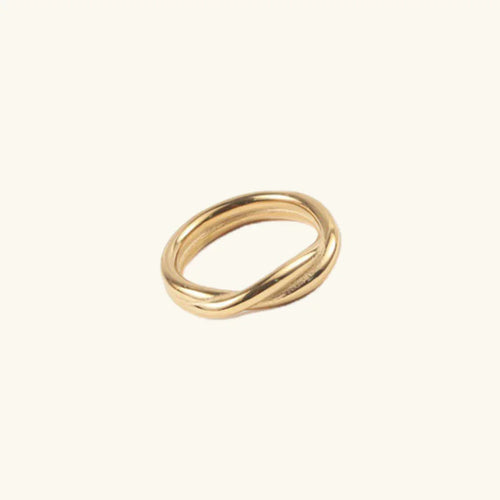 Lena - Bague torsadée en or — conçue pour inspirer votre style de vie.