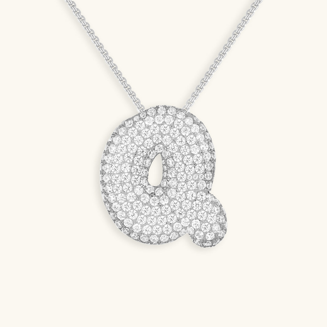 Collier Esme - Initiale en forme de bulle avec diamant — conçu pour inspirer votre style de vie.