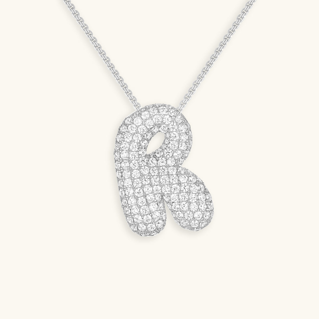 Collier Esme - Initiale en forme de bulle avec diamant — conçu pour inspirer votre style de vie.