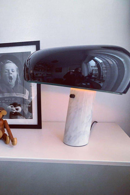 Lampe de table élégante en marbre pour chambre, salon et bureau