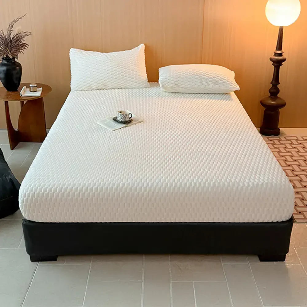 Ensemble de literie avec protège-matelas ajusté en peluche douce et hypoallergénique (Royaume-Uni)