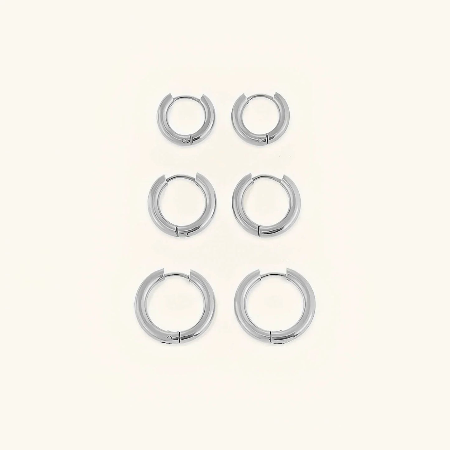 Bea - Classic Round Hoop Earrings — perfect for those who value comfort and design.
