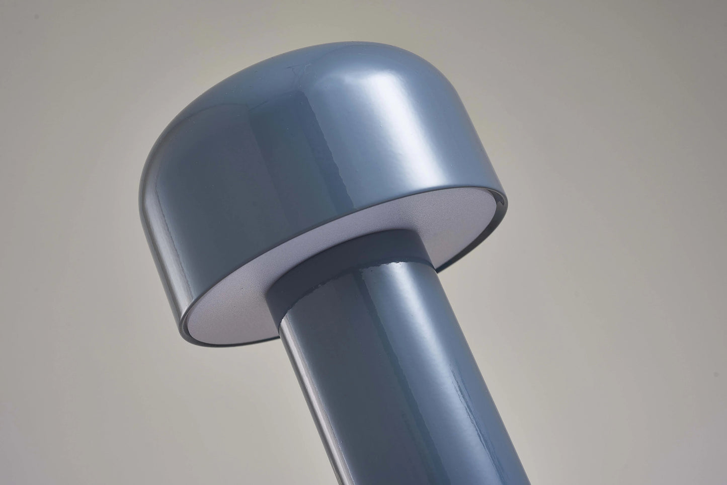 Tischlampe - Kabelloses Design - LED-Beleuchtung