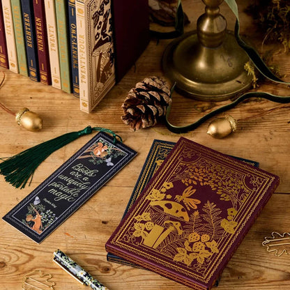 Winter-Themed Christmas Advent Calendar with 24 Fun Stationery Gifts