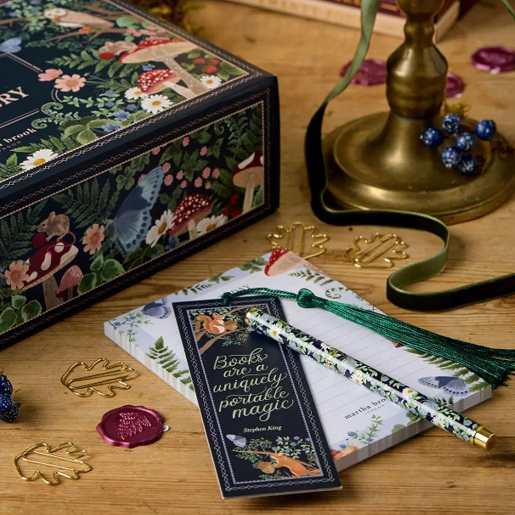 Winter-Themed Christmas Advent Calendar with 24 Fun Stationery Gifts