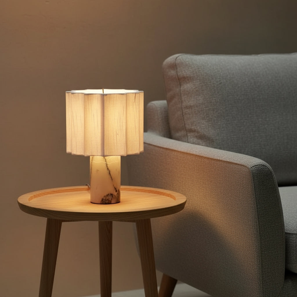 Lampe de table Mirna en marbre
