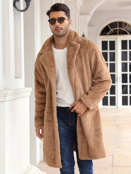 Manteau en fausse fourrure - Männlicher flauschiger mittellanger Kunstpelzmantel für den Winter