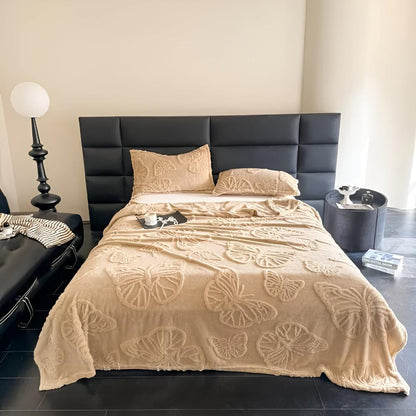 Plaid en flanelle jacquard douce à papillons pour une décoration intérieure chaleureuse