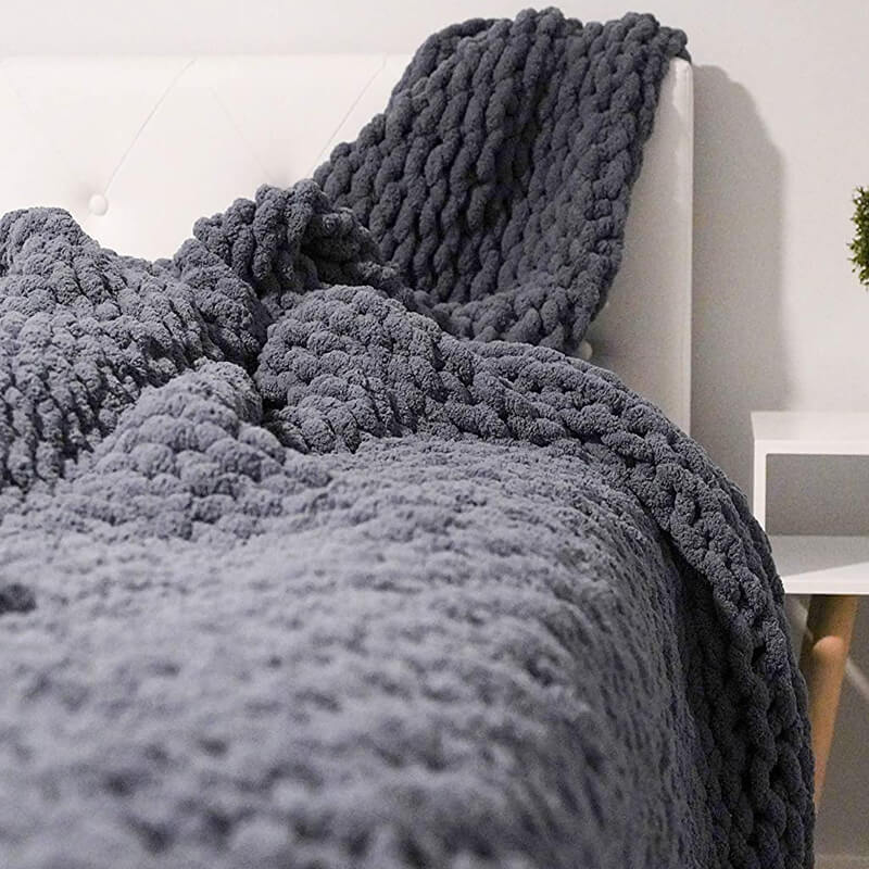 Cozy Chunky Knit Throw Blanket for Home Decor and Warmth