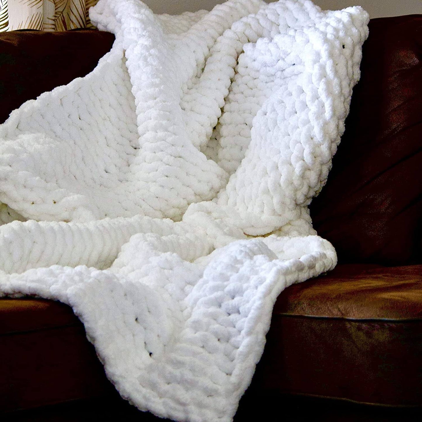 Cozy Chunky Knit Throw Blanket for Home Decor and Warmth