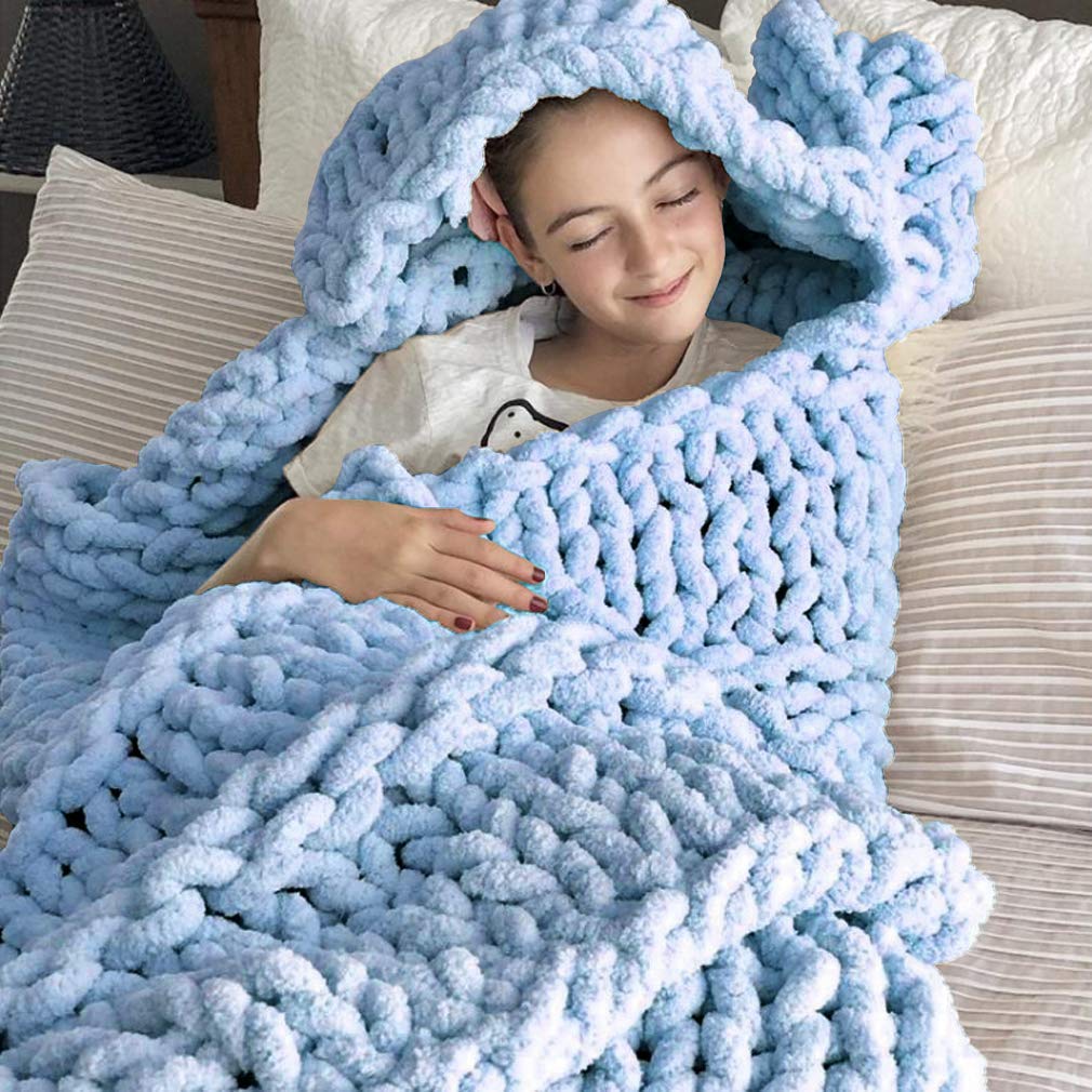 Cozy Chunky Knit Throw Blanket for Home Decor and Warmth