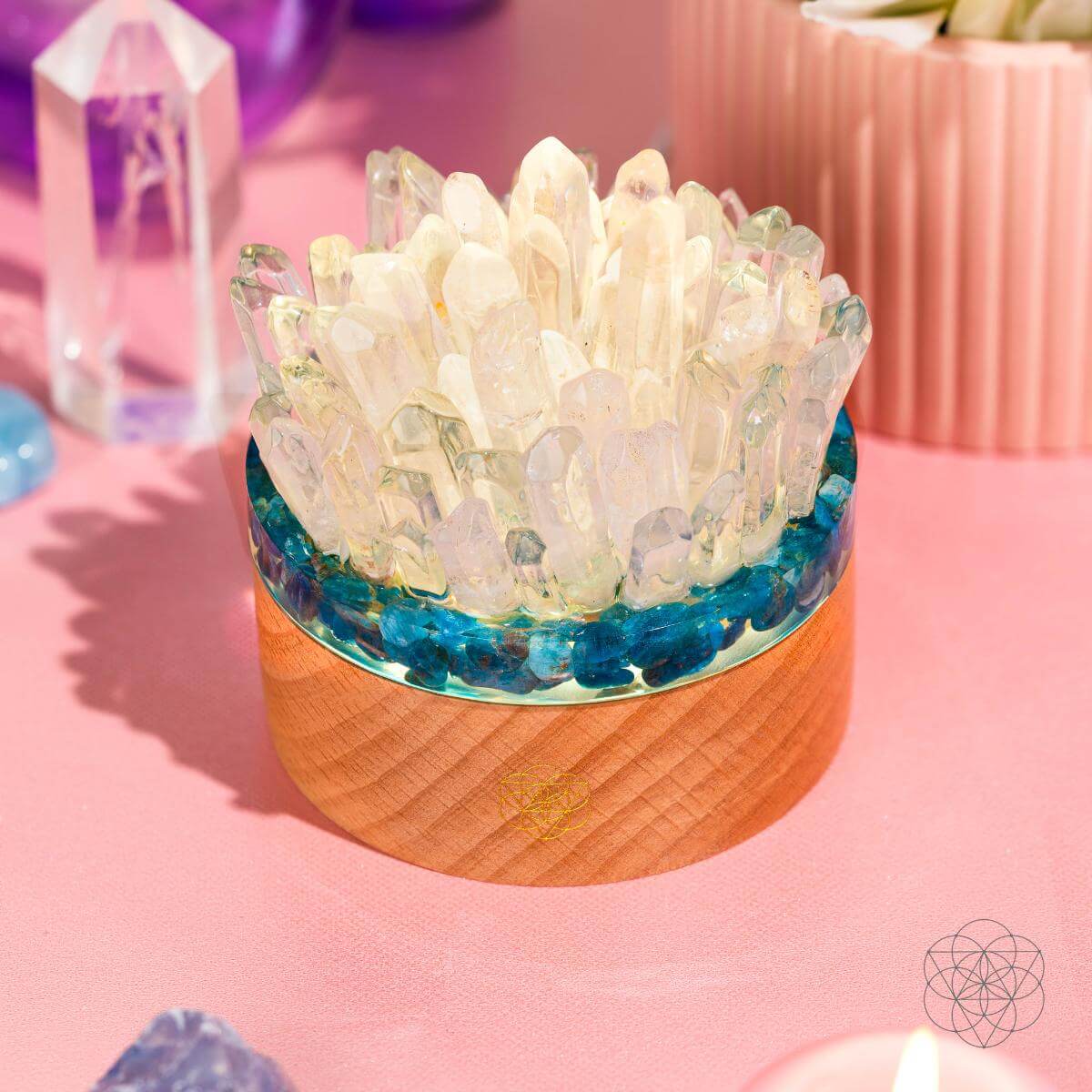 Lampe de nuit en quartz et apatite pour la confiance et l'énergie positive - Décoration en cristal de guérison