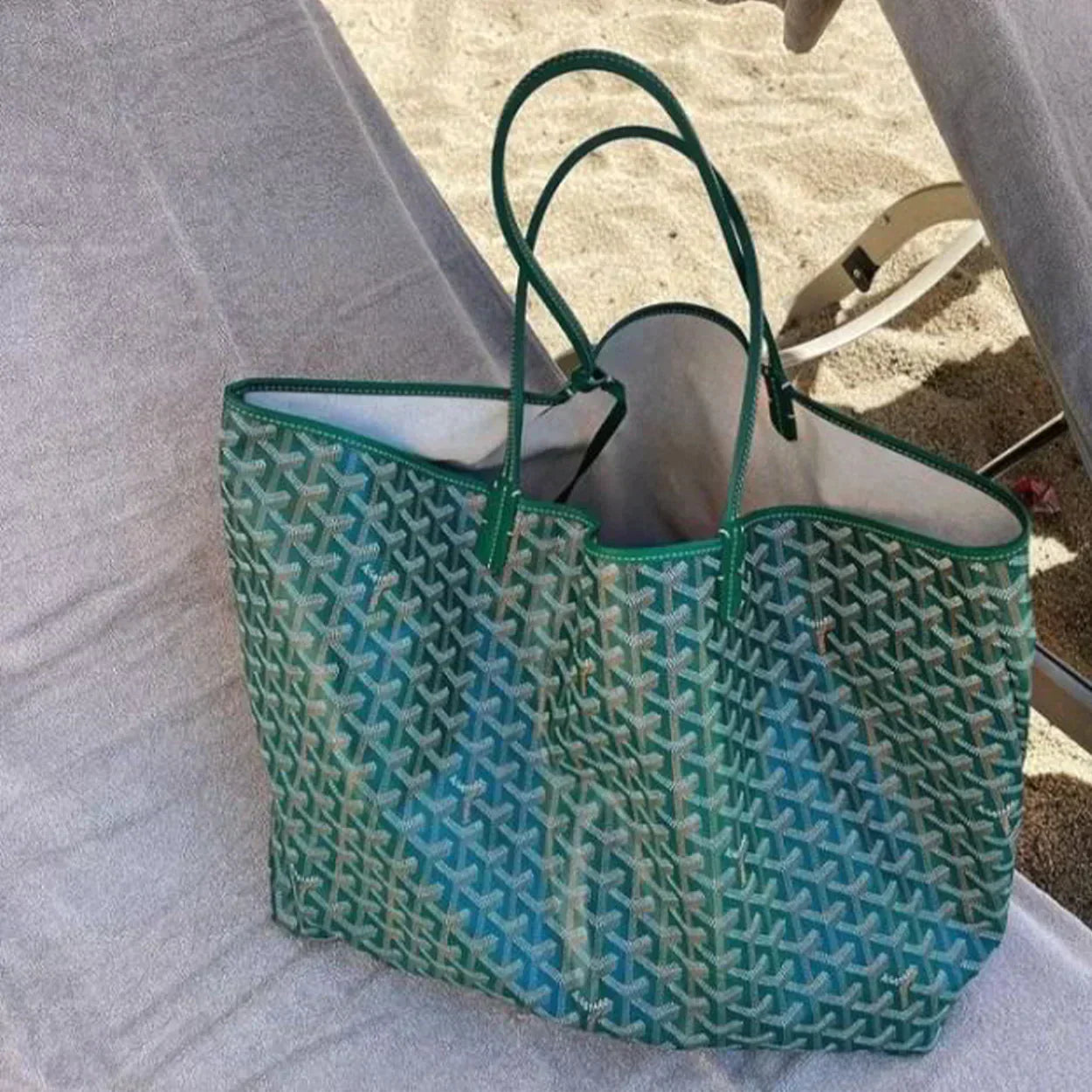 Bag - Stilvolle Begleiter für jeden Anlass