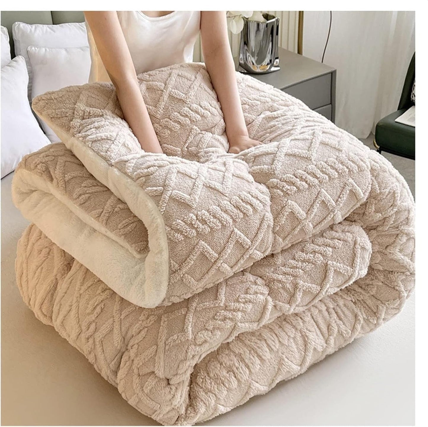 Cozy Thick Sherpa Blanket for Ultimate Warmth and Comfort