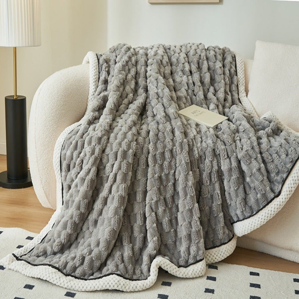 Cozy Soft Throw Blanket for Adults & Kids - Cloud Cuddle Blanket™️
