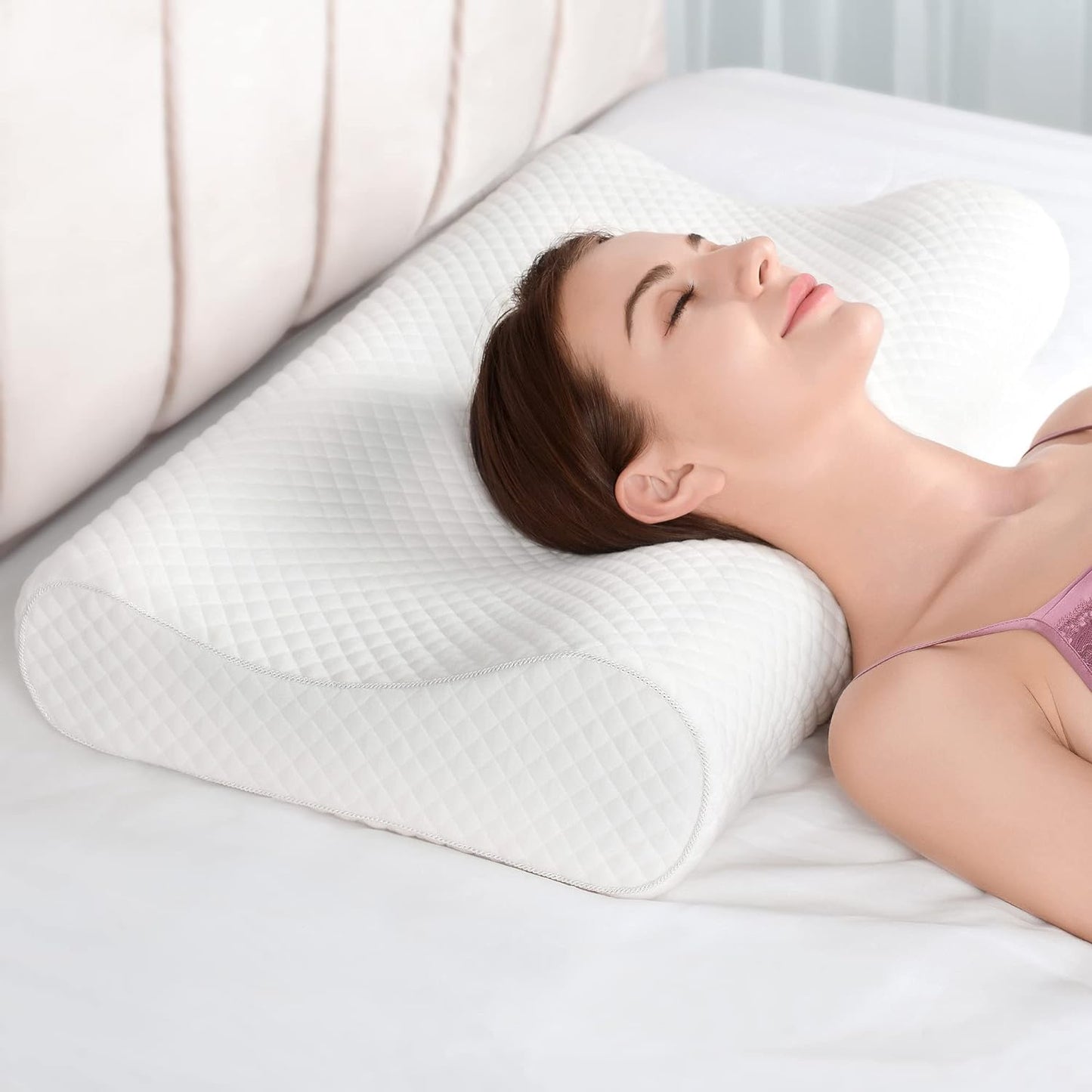 Oreiller de luxe en mousse à mémoire de forme pour un sommeil réparateur, un soutien cervical et un confort incomparable.