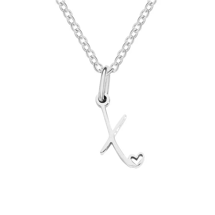 Collier Skyla - Cœur Lettre — confectionné avec soin et souci du détail.