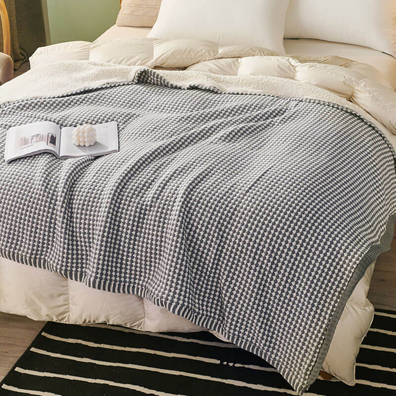 Couverture en laine sherpa à grosse maille douce pour une décoration intérieure confortable