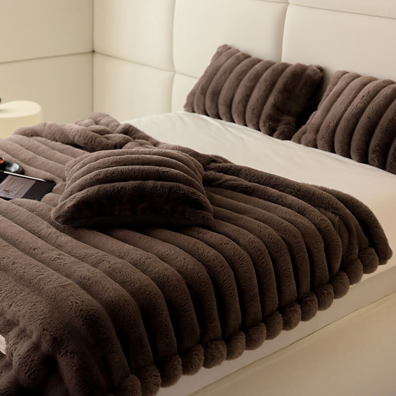 Plaid en fausse fourrure douce et luxueuse - Couverture moelleuse et moelleuse pour canapé