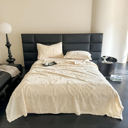 Plaid en flanelle jacquard douce à papillons pour une décoration intérieure chaleureuse